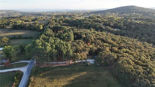 18864 Lake Sequoyah Rd., Fayetteville, Arkansas 72701, Estados Unidos