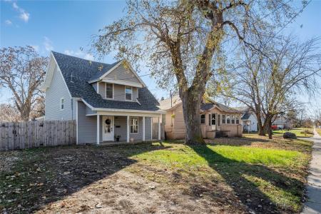 2803 Easton Boulevard, Des Moines, 爱荷华州 50317, 美国