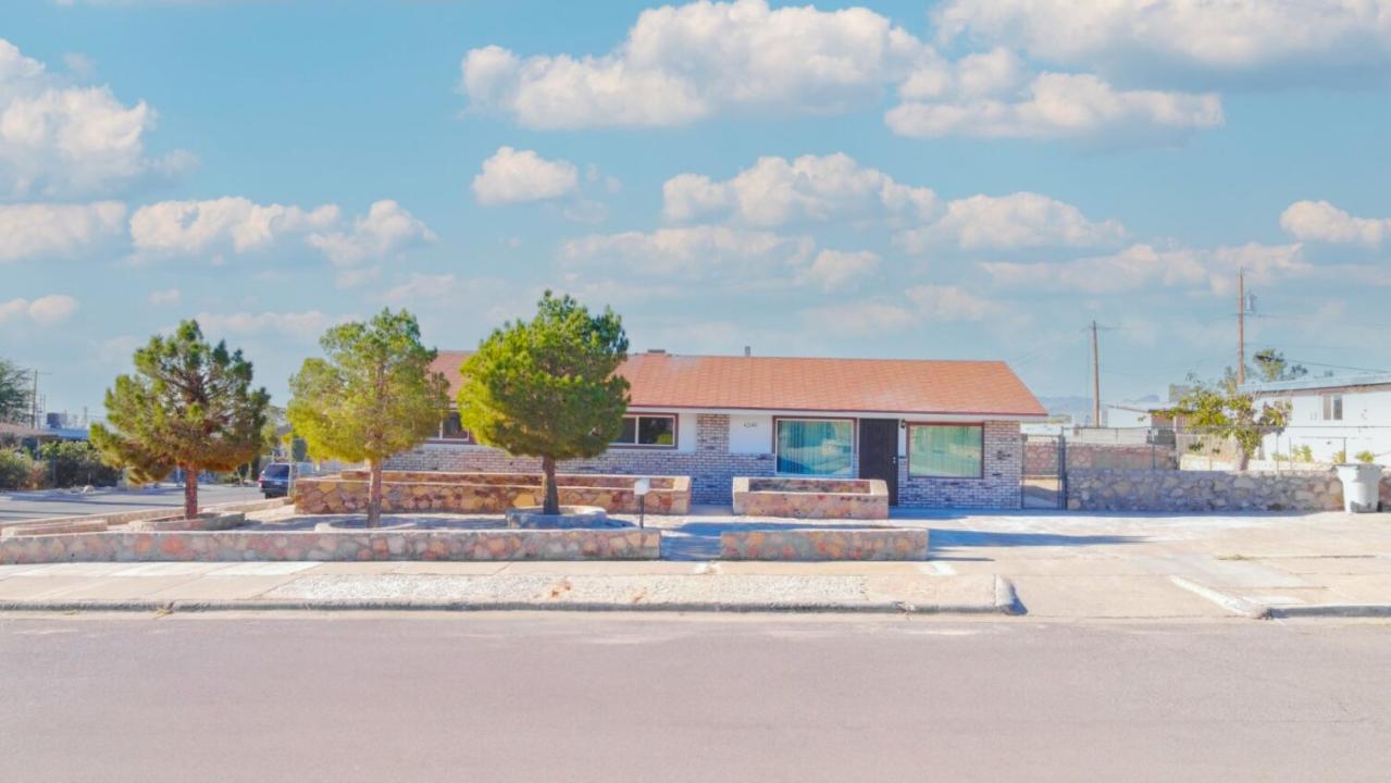 6240 Cibolo Court, El Paso, טקסס 79903, ארצות הברית של אמריקה