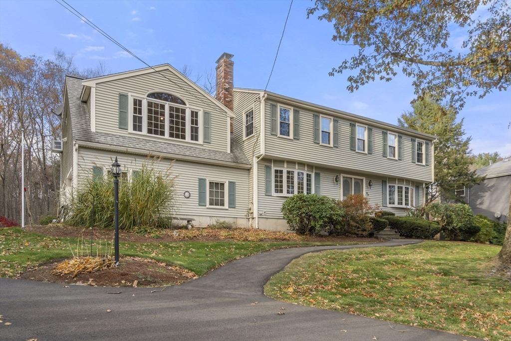 25 Briar Dr, Milford, Massachusetts 01757, Estados Unidos