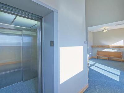 410 1st Street N, Winsted, Minnesota 55395, USA