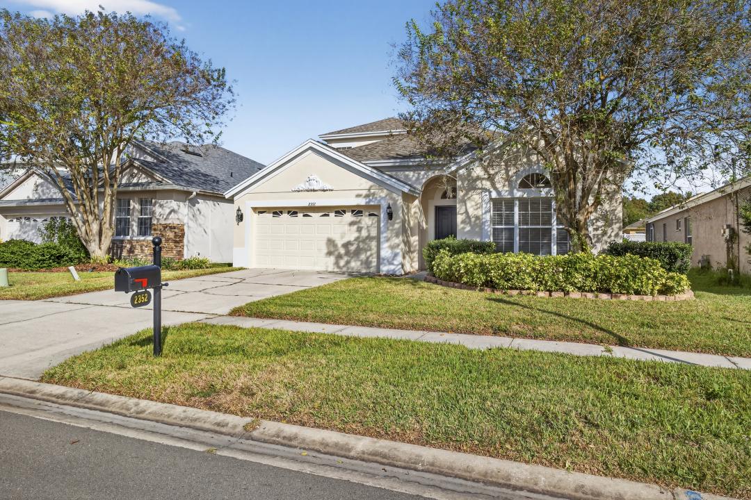 2352 ROSEHAVEN DR, Wesley Chapel, Florida 33544