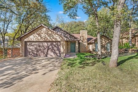 6737 Inwood Drive, North Richland Hills, Texas 76182, USA