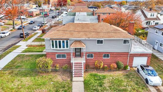 137-05 159 Street, Jamaika, New York 11434, USA