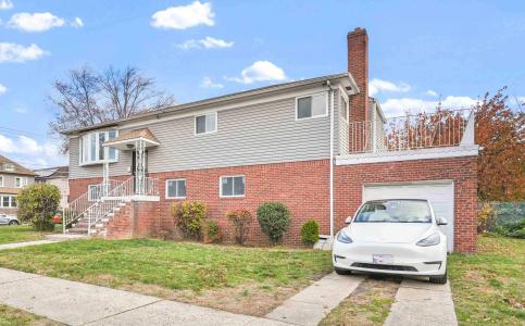 137-05 159 Street, Jamaika, New York 11434, USA