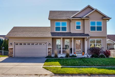 306 Prairie View, Gilbert, Iowa 50105, USA