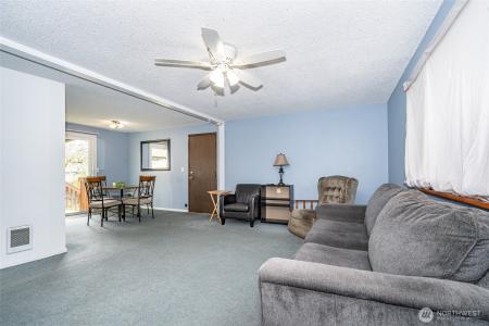 1418 Jensen Avenue, Centralia, Washington 98531, USA