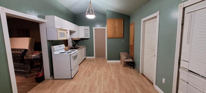 10785 Michigan Avenue, Posen, Michigan 49776, États-Unis