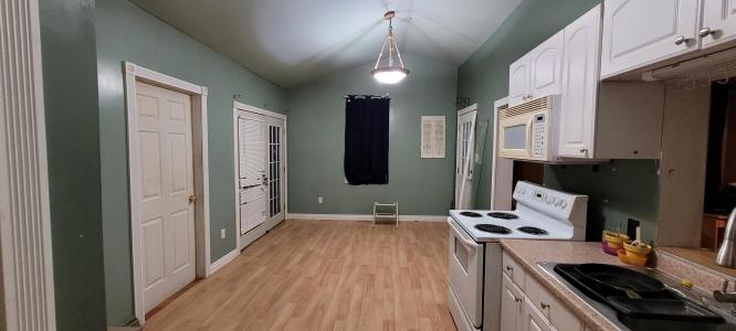 10785 Michigan Avenue, Posen, Michigan 49776, États-Unis