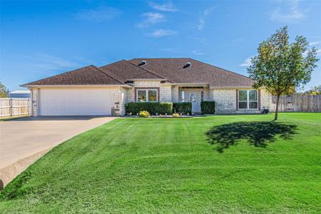 617 Parker Lane, Granbury, Texas 76048, USA