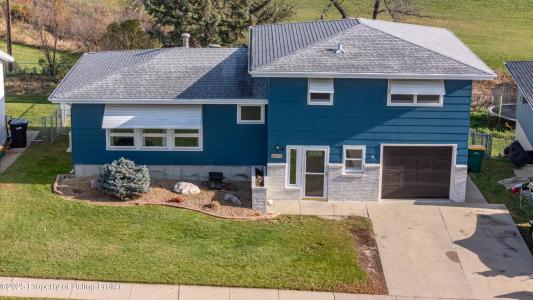 1827 Marian Drive, Bismarck, 北达科他州 58501, 美国