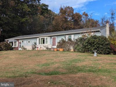 1986 Newport Rd, NEWPORT, Pennsylvania 17074