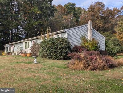 1986 Newport Rd, NEWPORT, Pennsylvania 17074