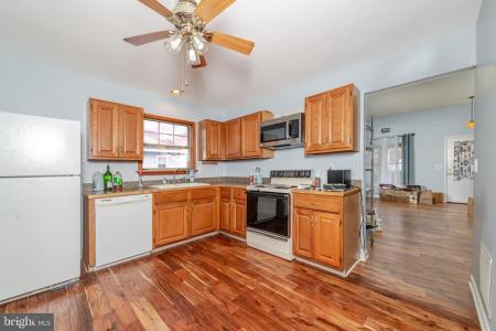 519 Petunia La N, WHITING, New Jersey 08759