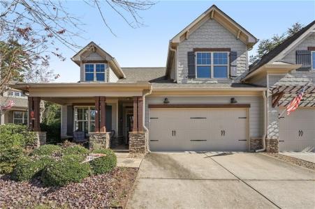 102 Woodsdale Drive, Cantão, Geórgia 30114, Estados Unidos