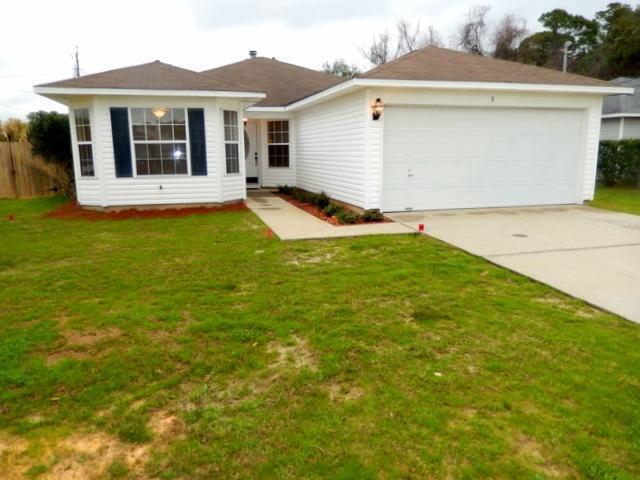 9 Stowe Road, Mary Esther, Florida 32569