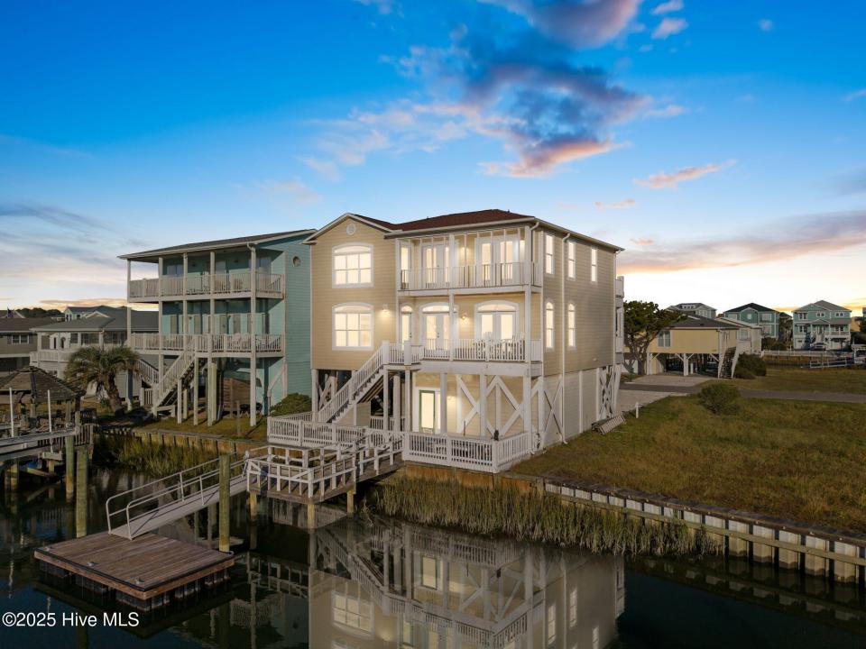 109 Salisbury Street, Holden Beach, Carolina Del Norte 28462, Estados Unidos