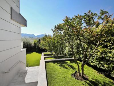 Qendra Tregtare TEG, Tirana, Albania