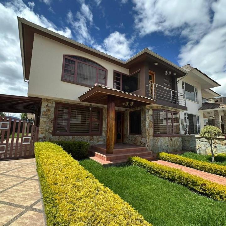 Conjunto Avalon Park 061, Guano, Chimborazo 00001, Équateur