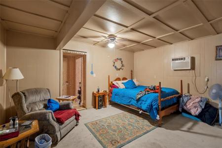 106 Tammi Run Lane, Whitney, Texas 76692