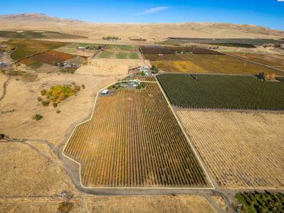 22207/22003 Gerrick Road, Benton City, Washington 99320, USA