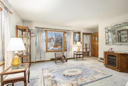 1027 Spruce Street, Hammond, Indiana 46324, USA