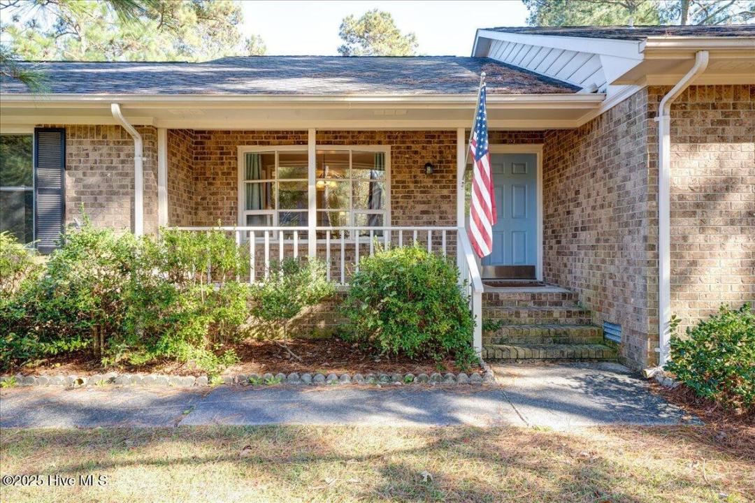 102 Pinewood Drive, New Bern, ノースカロライナ 28562, アメリカ合衆国