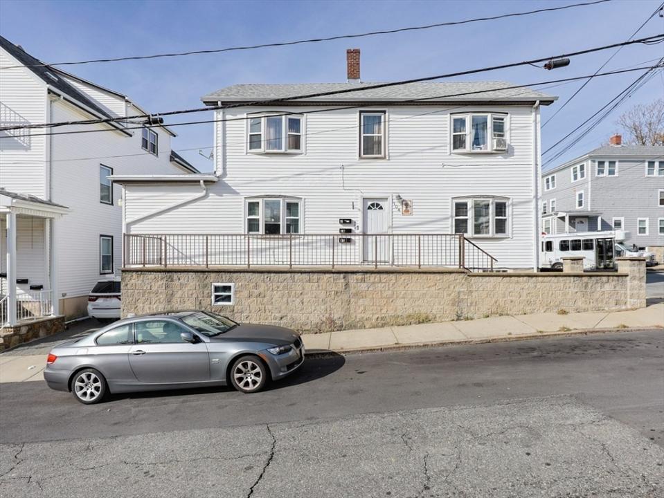 104 Oak St, Fall River, 马萨诸塞州 02720, 美国