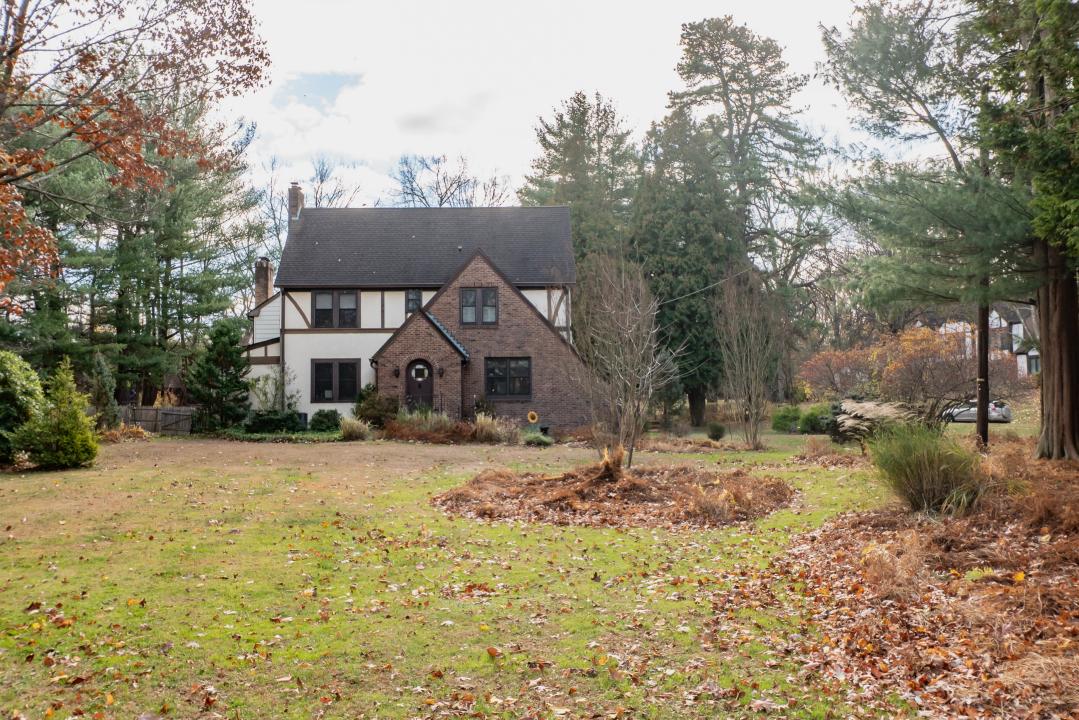 1 Derby Lane, 1204 - East Brunswick, New Jersey 08816