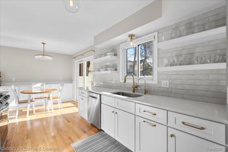 1133 Sutherland Street, Plymouth, Michigan 48170, États-Unis