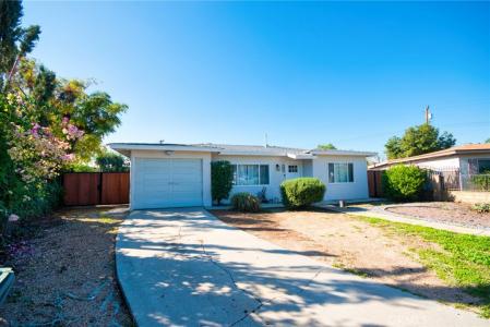 606 E De Anza Circle E, אונטריו, קליפורניה 91761, ארצות הברית של אמריקה 