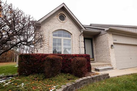 15955 Bentley Cir, Macomb, Michigan 48044, Stati Uniti