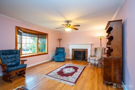 -11 Lincoln Place, New Brunswick, New Jersey 08901, Stati Uniti