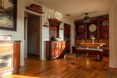 5606 Bellflower, Lakewood, California 90713