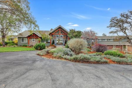 23986 Clayton Road, Grass Valley, كاليفورنيا 95949, الولايات المتحدة