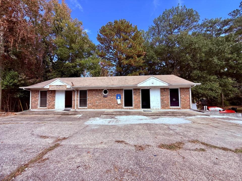 5313 Buena Vista Road, Columbus, Georgia 31907