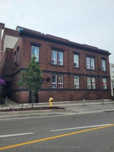 19 DUNLOP STREET W, Barrie, Ontario L4N 1A1, Canada