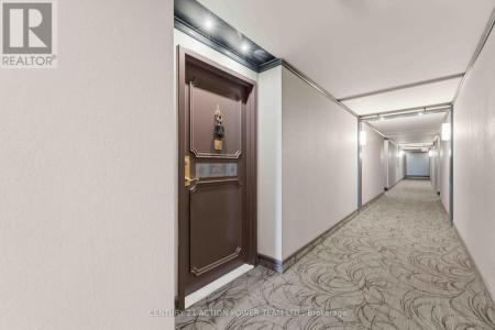 100 SOUTH GRANT CARMEN DRIVE, Ottawa, Ontario K2E 8B8, Canada