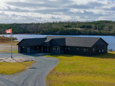 5121 CLAM HARBOUR ROAD, Lake Charlotte, Nouvelle-Écosse B0J 2L0, Canada