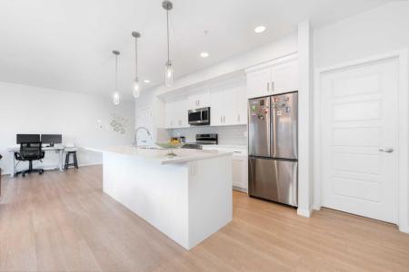 220 SETON GROVE SE, Calgary, 阿尔伯塔 T3M 3T1, 加拿大