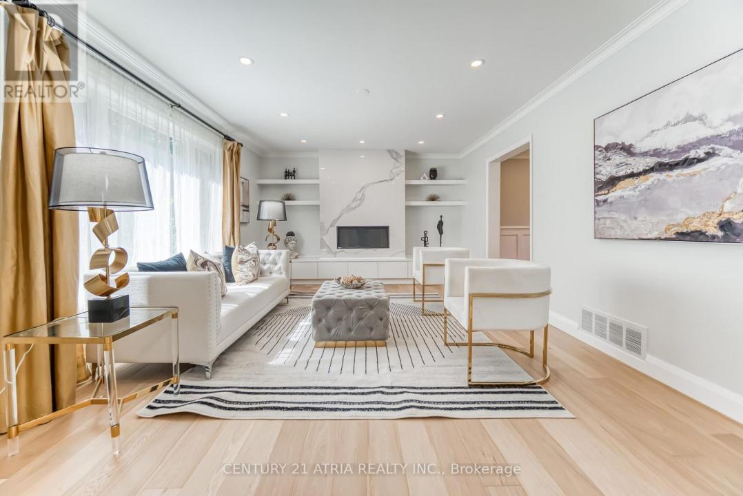 56 MAGPIE CRESCENT, Toronto (st. Andrew-windfields), 安大略省 M2L 2E5, 加拿大