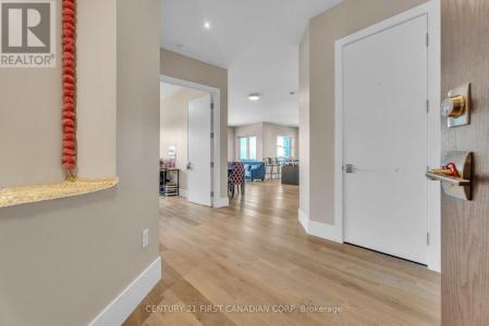 1705 FIDDLEHEAD PLACE, London North (north R), 安大略省 N5G 5M6, 加拿大