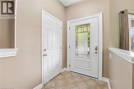 254 KERWOOD DRIVE, Cambridge, Ontario N3C 4M5, Canada