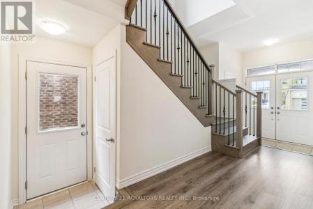 25 FERRAGINE CRESCENT, Bradford West Gwillimbury (bradford), Ontario L3Z 4J9, Canadá