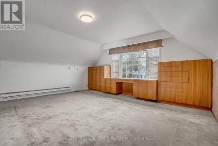 20 OWEN BOULEVARD, Toronto (st. Andrew-windfields), Ontario M2P 1E9, Canada