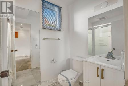 20 OWEN BOULEVARD, Toronto (st. Andrew-windfields), Ontario M2P 1E9, Canada