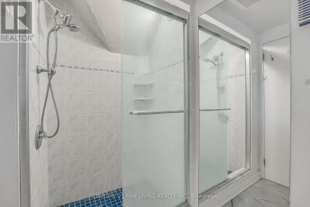 20 OWEN BOULEVARD, Toronto (st. Andrew-windfields), Ontario M2P 1E9, Canada