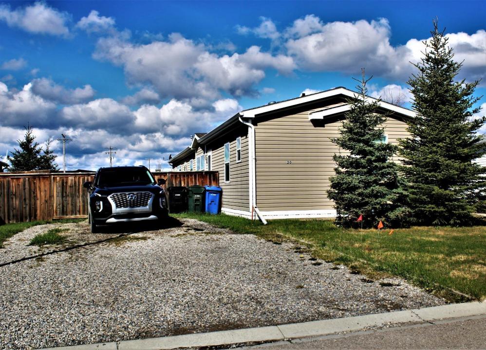 20 NOBLEFERN WAY, Sundre, Alberta T0M 1X0, Kanada