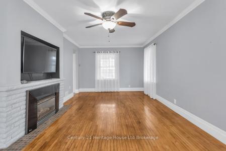 43 CONCESSION STREET E, Tillsonburg, Ontario N4G 1P2, Canadá