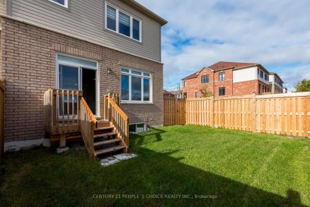 35 GREER STREET, Barrie, Онтарио L9J 0R5, Канада